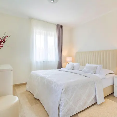 Luxury Apartments Villa Mande Malinska Esterno foto