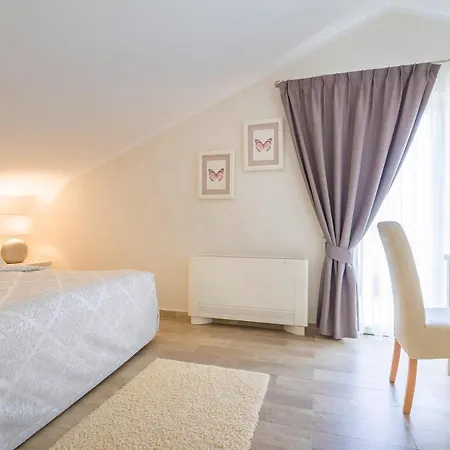 Luxury Apartments Villa Mande Malinska Esterno foto