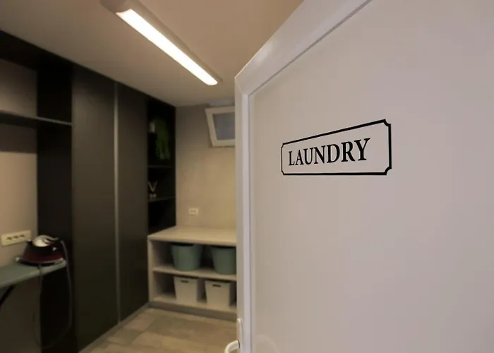 Luxury Apartments Villa Mande