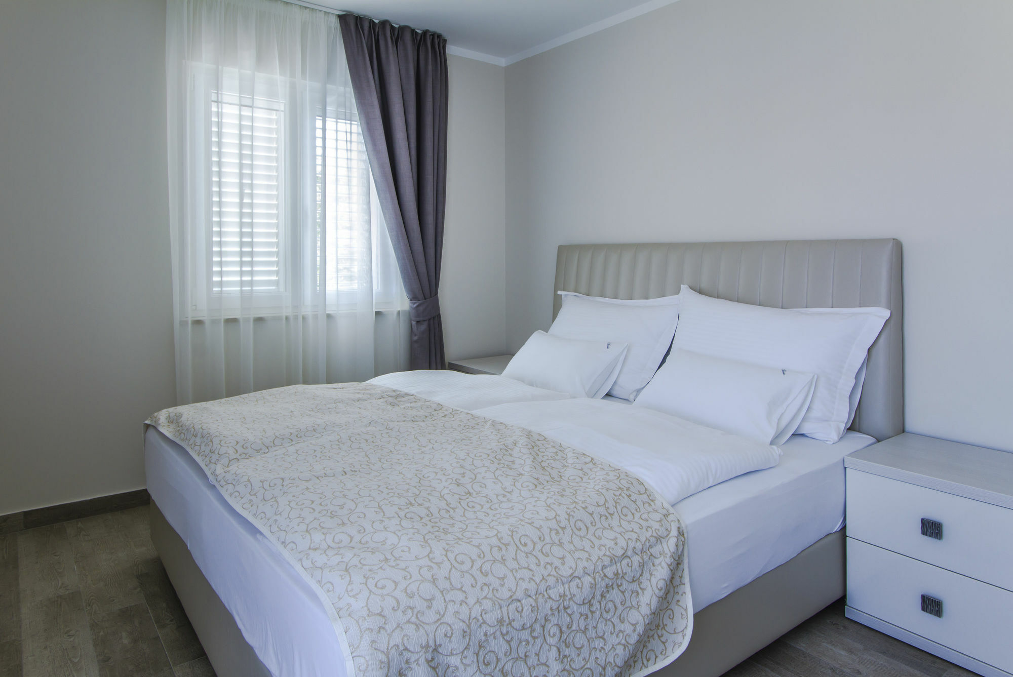 Luxury Mande Villa