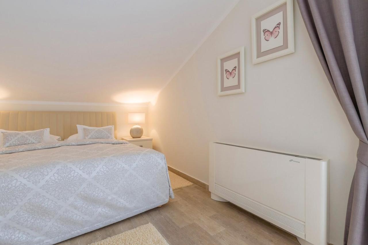 Luxury Mande Villa Malinska