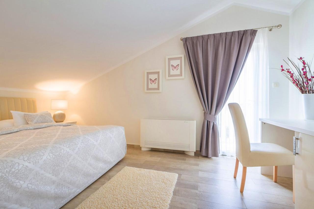 Luxury Mande Villa *