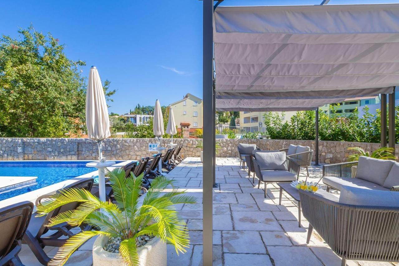 Villa Luxury Mande *