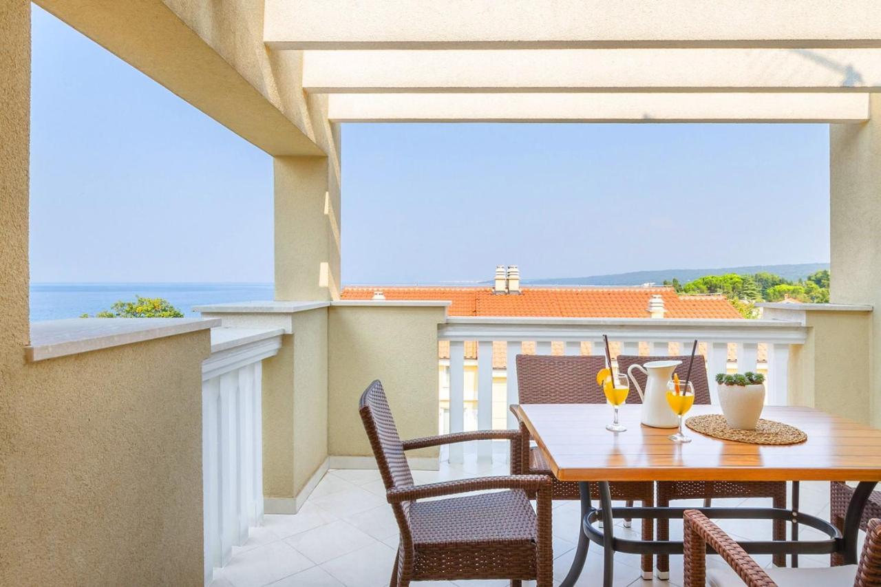 Luxury Mande Malinska