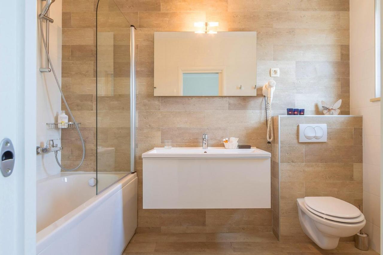 Luxury Mande Villa